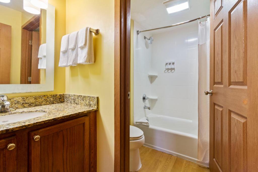TownePlace Suites Virginia Beach image 23